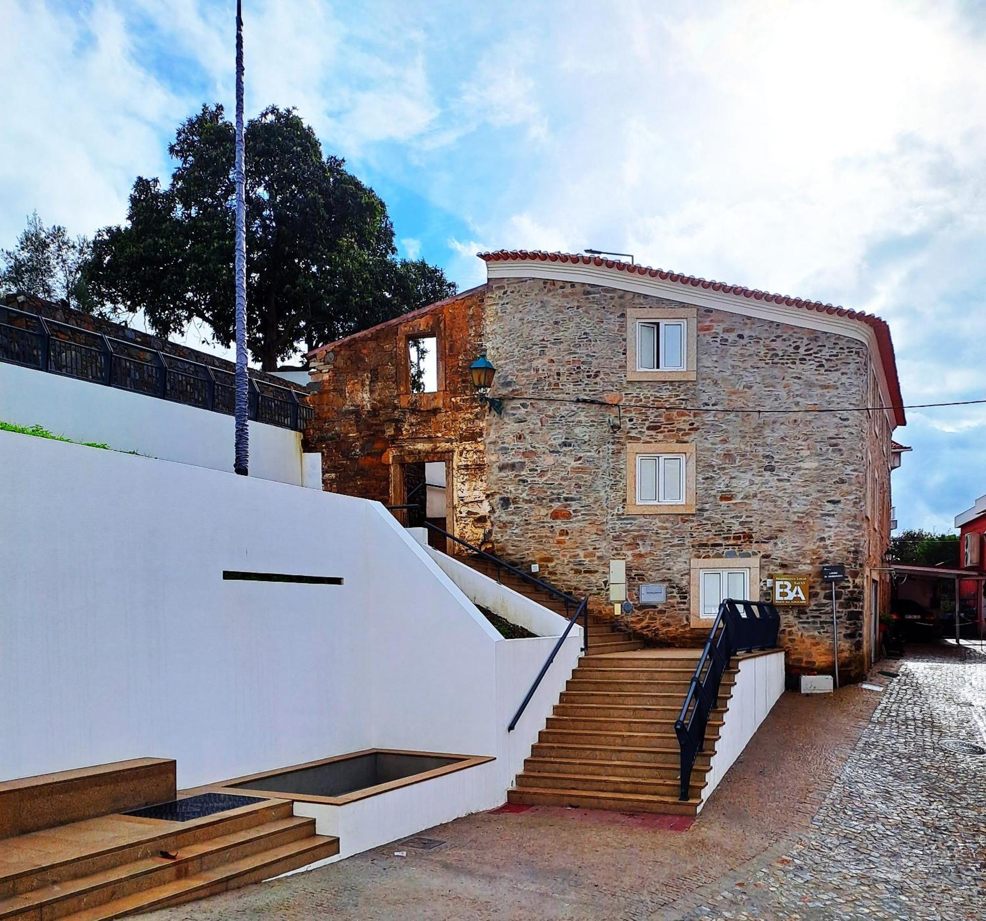 Hotel Largo Da Fonte Sertã Exterior foto